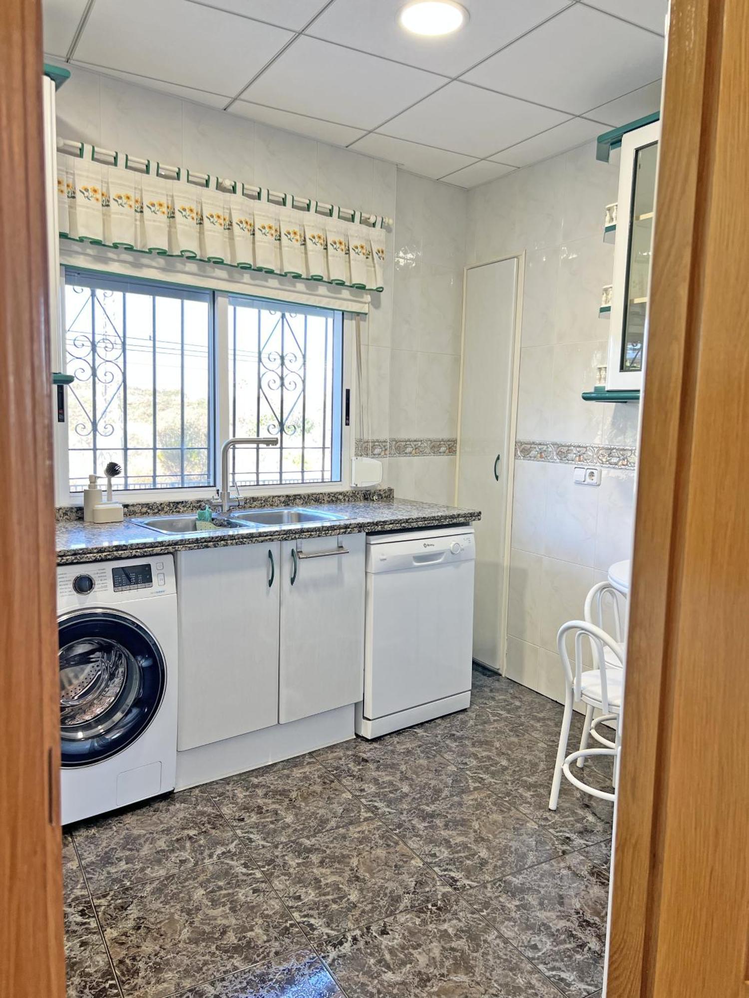 A 100M De La Playa. 2 Hab. A/C Apartman Alicante Kültér fotó